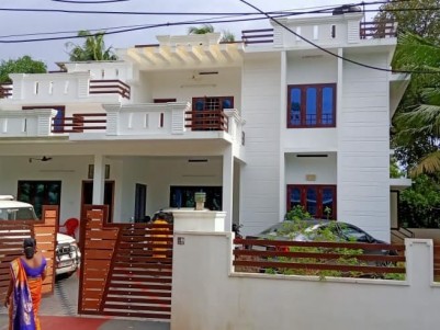 SEMI FURNISHED 4BHK HOUSE FOR SALE at Udayamperoor, Kochi
