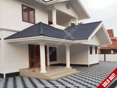 3 BHK 1700 sqft House for sale at Angamaly, Ernakulam