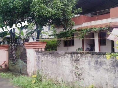 3 BHK 1100 Sq Ft House for Sale at Irinjalakuda, Thrissur