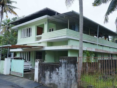 3 BHK  2000 SqFt House in 10.5 Cents For Sale in Vytilla,Ernakulam
