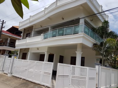 4 BHK Semi Furnished House for Sale at Chakkaraparambu, Ernakulam