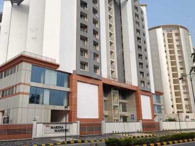 Water Frontage Flat for Sale at Marine Drive, Ernakulam