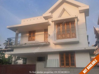 4 BHK 2000 Sq Ft Semi furnished House for Sale at Vennala, Ernakulam 