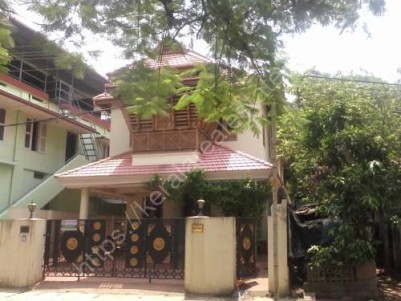 12 Cents with 3000 sq ft 4 Bhk House Near District Hospital at Aluva, Ernakulam