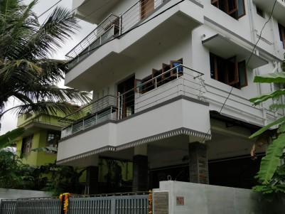 Semi Furnished 4 BHK House for Sale at Maradu, Ernakulam