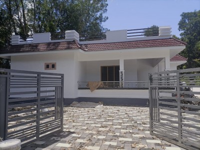 4 BHK Good Residential House for Sale Near Carisbhavan, Athirampuzha, Kottayam