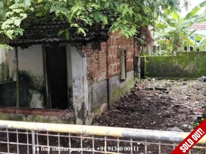1.5 Cents of Residential cum Commercial Land for Sale at Kadavanthra, Ernakulam