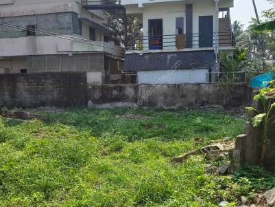 10 Cents of Land for Sale near Toch School, Vyttila, Ernakulam