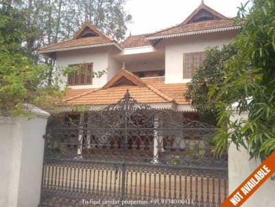 3600 Sq ft Semi Furnished House for Sale near Medical Centre, Ernakulam