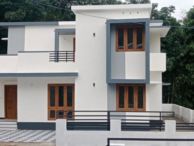 1360 Sq.ft 3 BHK New Villa for Sale at Manarcaud, Kottayam