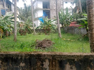 13.7 Cents of Land for Sale at Anchumuri Junction, Panakkattumpally Road, Thammanam, Ernakulam