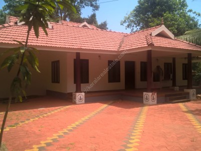 2100 Sq.ft House in 47 Cents for Sale at Vandanam, Alapuzha