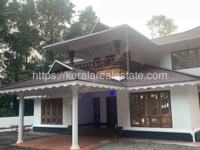 House for Sale at Kurichithanam, Near Uzhavoor, Kottayam