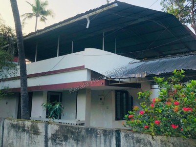 7.85 Cents of Land with House for Sale at Kumaranasan Road, Kadavanthra, Ernakulam