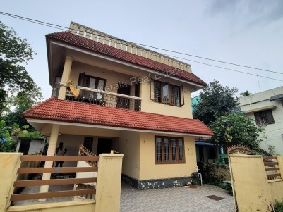 House for Sale at Vennala, Ernakulam