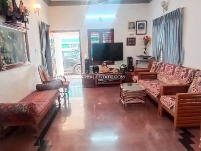 5 BHK House for Sale in Vennala, Ernakulam 