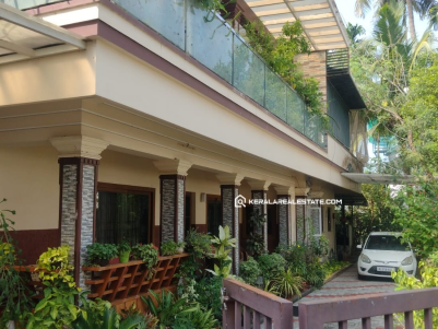5 BHK House for Sale in Koonamthai, Edappally, Ernakulam 