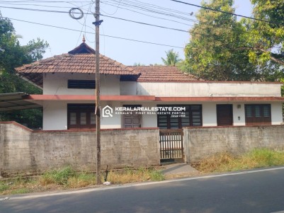 LAND WITH AN OLD HOUSE FOR SALE IN KALADY–MALAYATTOOR ROAD, ERNAKULAM