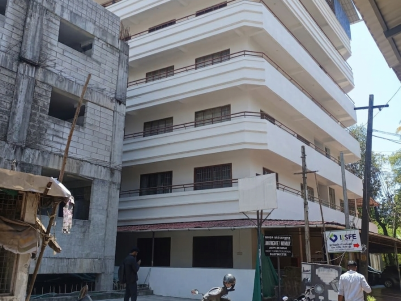 Commercial Building for Rent in Vyttila, Ernakulam 