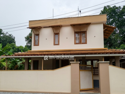 INDEPENDENT HOUSE FOR SALE IN RAKKAD, NEAR MUVATTUPUZHA, ERNAKULAM 
