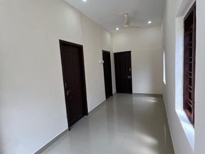  3 BHK House for  Rent in Maradu, Ernakulam  