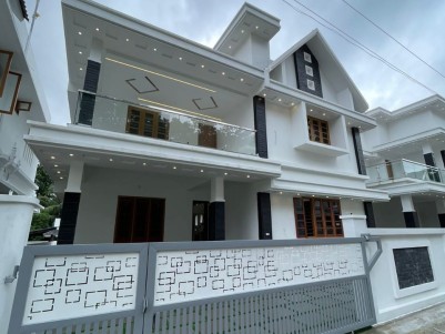 4 BHK House for Sale in Kizhakkambalam, Ernakulam 