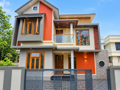 3 BHK NEW HOUSE FOR SALE IN POOKKATTUPADY, KAKKANAD, ERNAKULAM