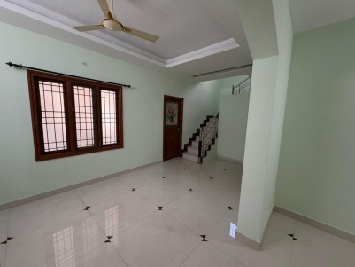 4 BHK Independent House for Sale in Vyttila, Ernakulam
