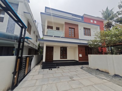 4 BHK Independent House for Sale in Udayamperoor, Ernakulam